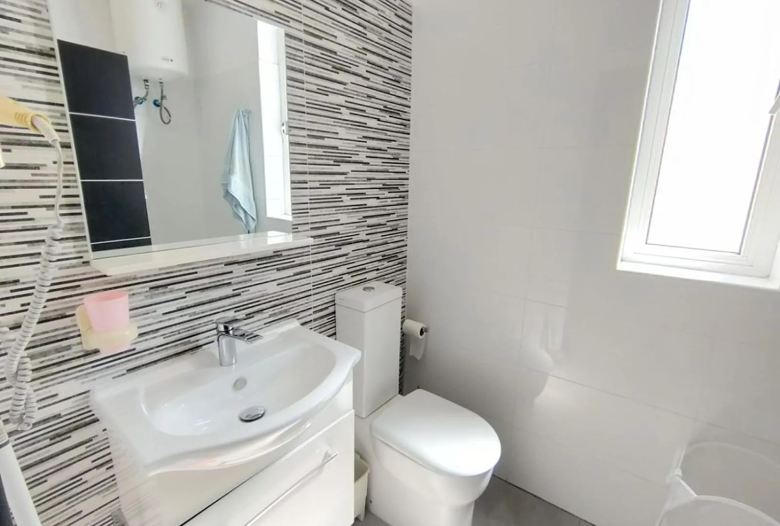Cosy Seaside Apt, 200M From The Seafront Gzira