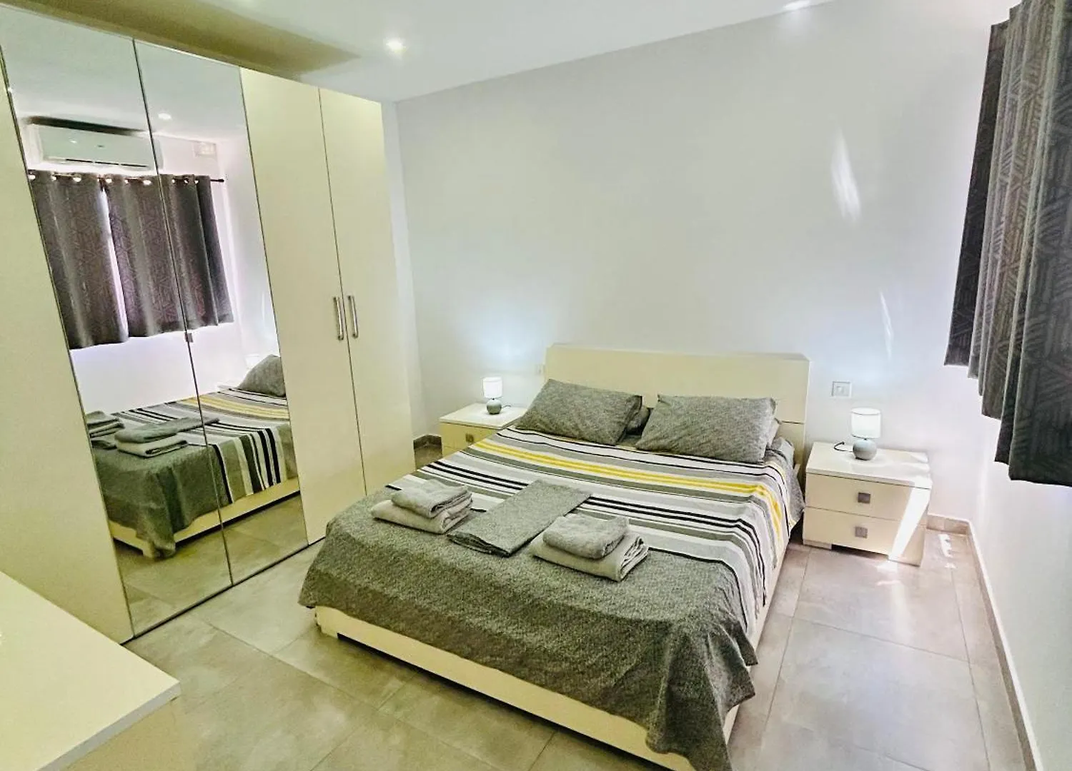 Apartment Cosy Seaside Apt, 200M From The Seafront Gzira Malta